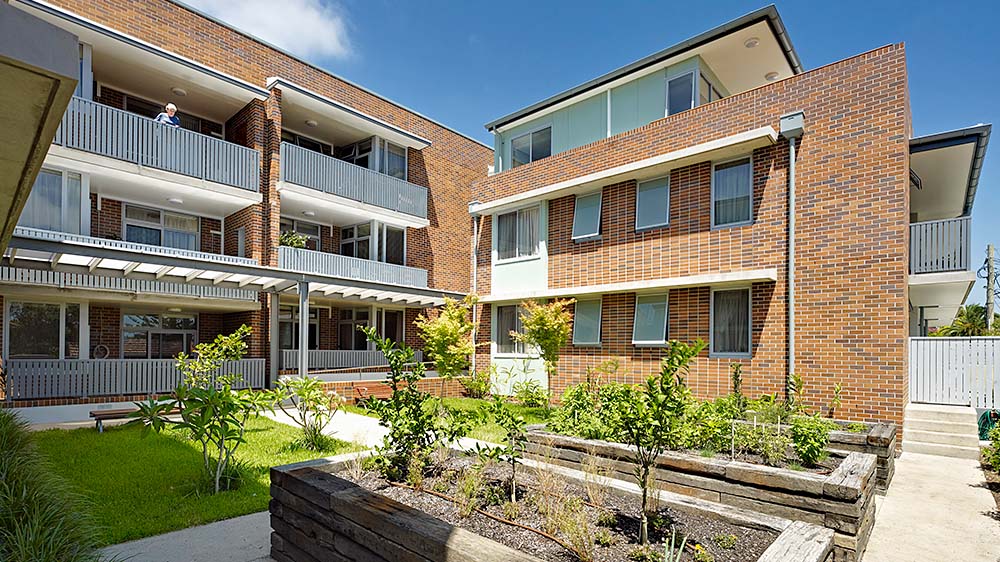St Peter’s Green provides a new community and aged care accommodation integrated with its neighbourhood.