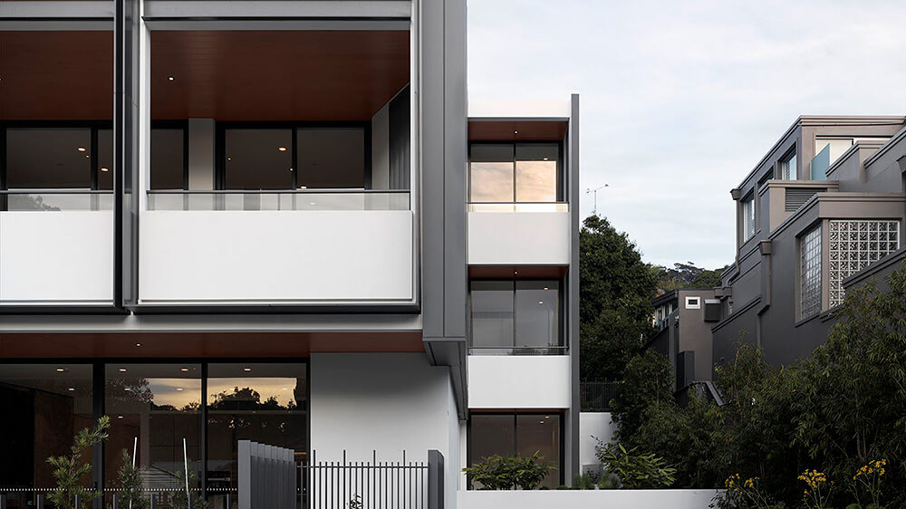 The luxury apartments at Bower seamlessly blend with the style of Bellevue Hill, harmonizing with both the architectural style of the street and the natural topography of the site.  Credit: Luke Butterly. Source: PBD Architects and IPM Property