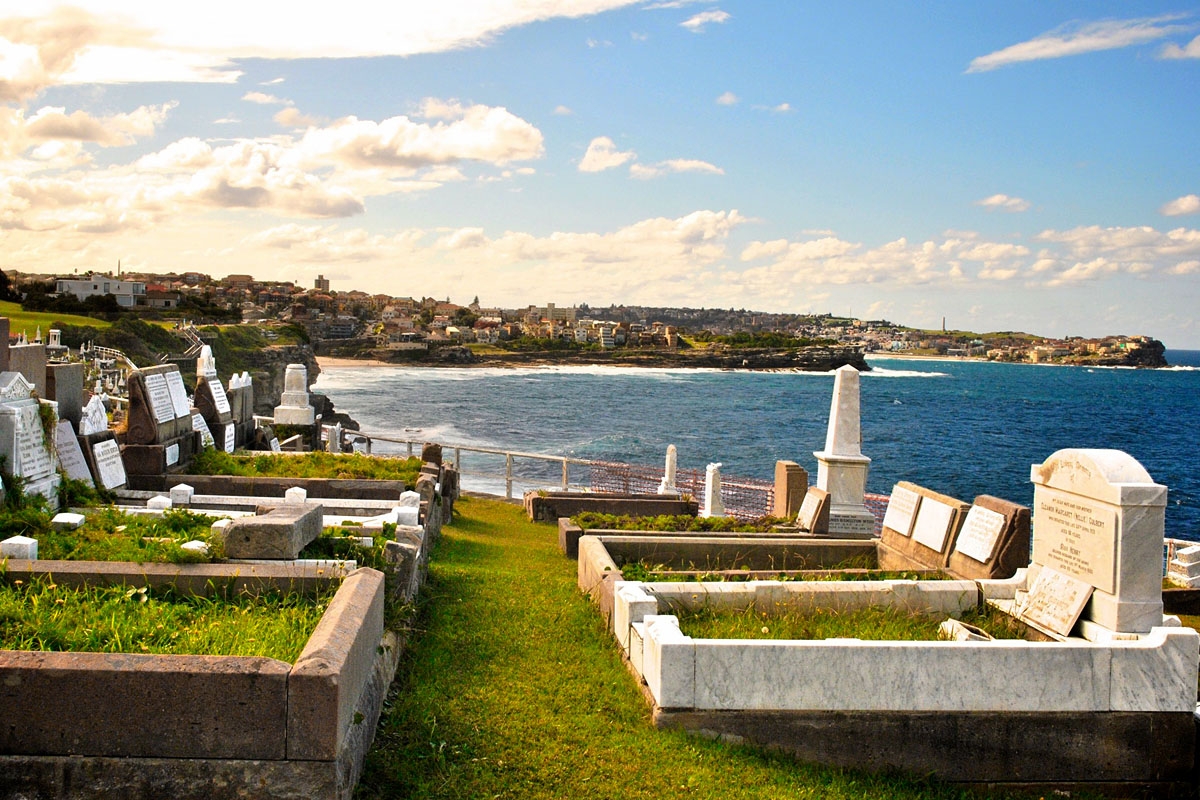 Waverley Cemetery is a state heritage-listed cemetery in an iconic location of Sydney's Eastern Suburbs. Credit: NSW Departmet of Planning and Environment / © 2011 Wandering Feet Photography (Rukshan de Silva)